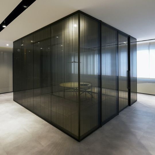 Glass Partition image 2